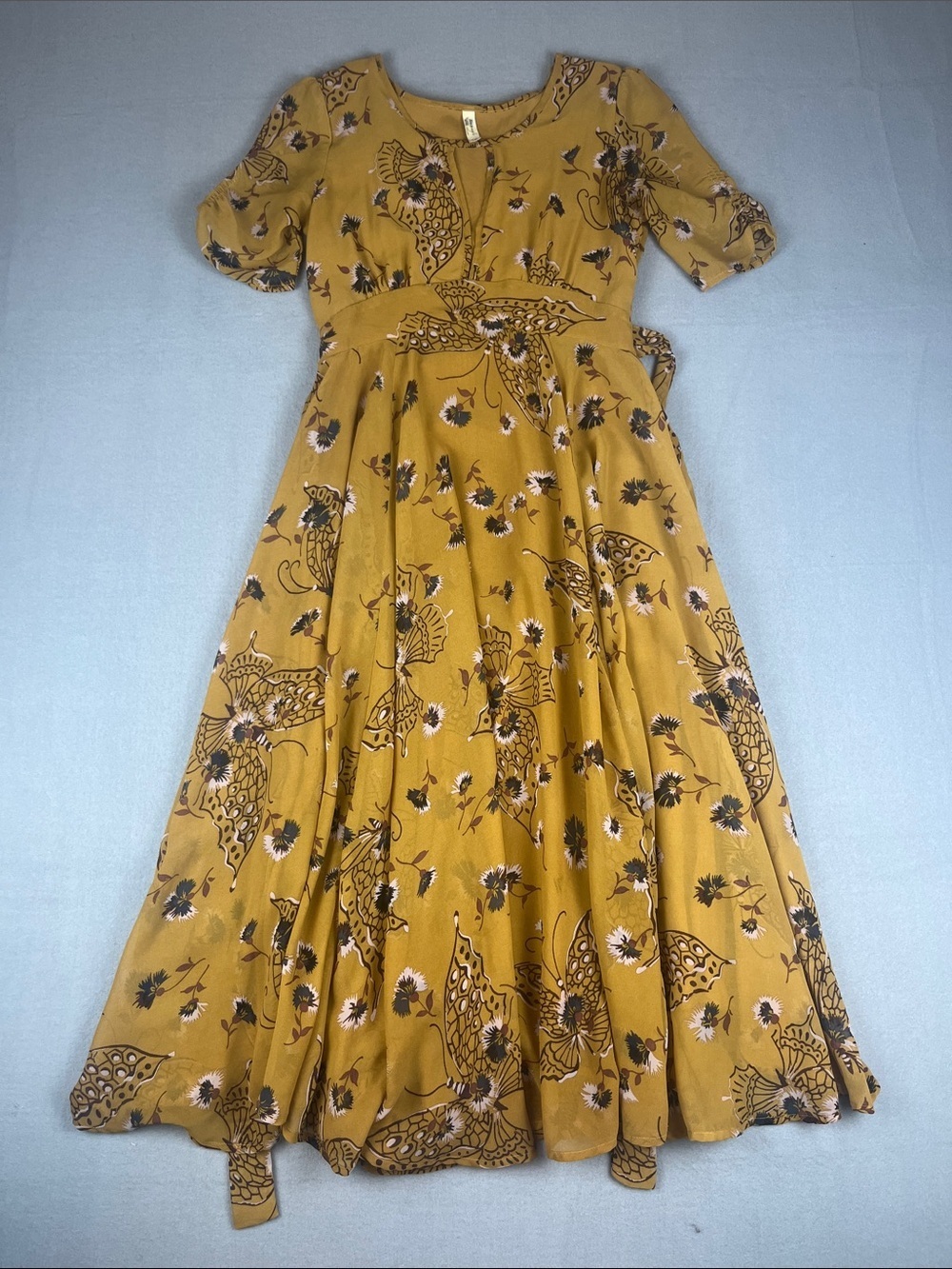 Free People Bonnie Butterfly Dress in marigold
Size: 2
